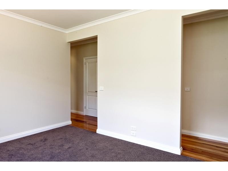 11 Rathlin Avenue, Junortoun VIC 3551