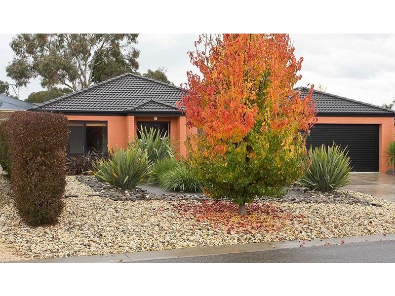 9 Arthurs Crescent, Strathfieldsaye VIC 3551