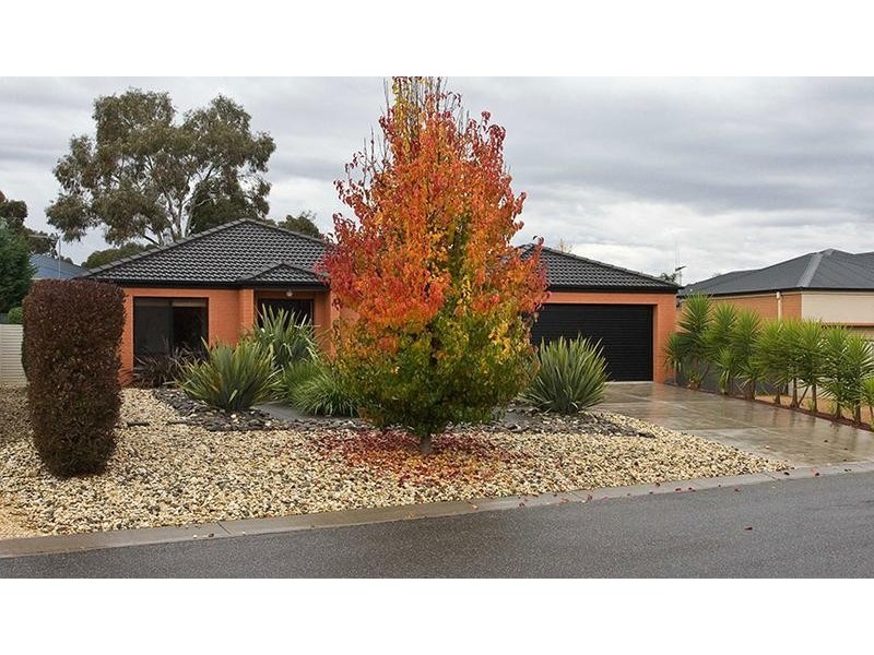 9 Arthurs Crescent, Strathfieldsaye VIC 3551