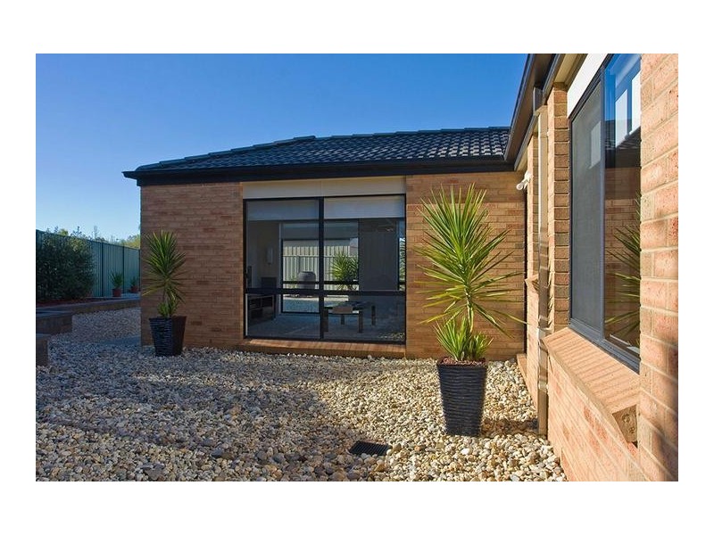 9 Arthurs Crescent, Strathfieldsaye VIC 3551