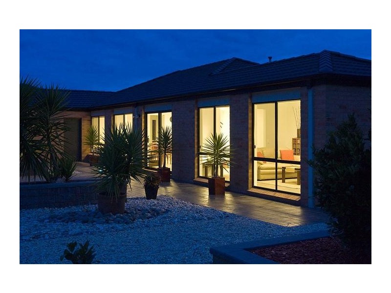 9 Arthurs Crescent, Strathfieldsaye VIC 3551