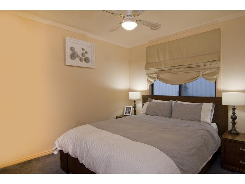 43 Daniel Drive, Golden Square VIC 3555