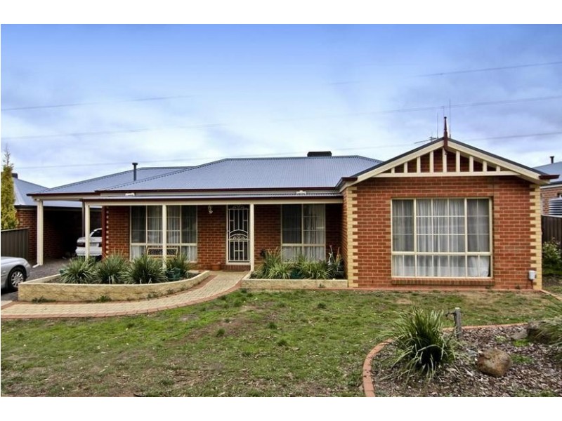 81 Mistletoe Street, Golden Square VIC 3555