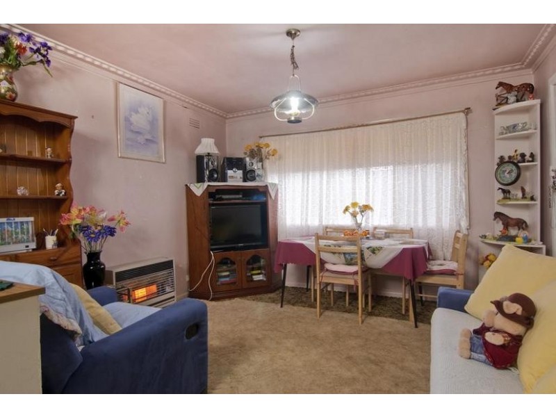 273A-273B MacKenzie Street, Golden Square VIC 3555