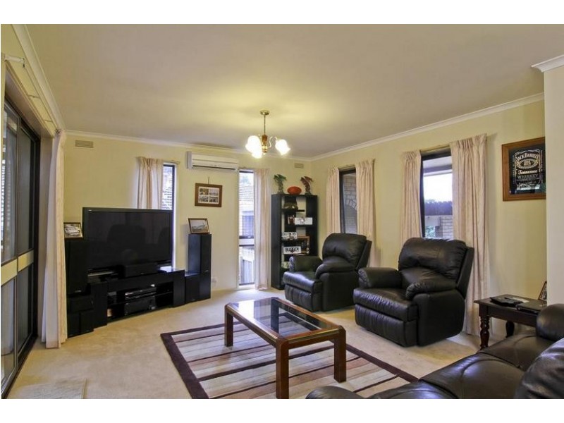 36 Houlahan Street, Flora Hill VIC 3550