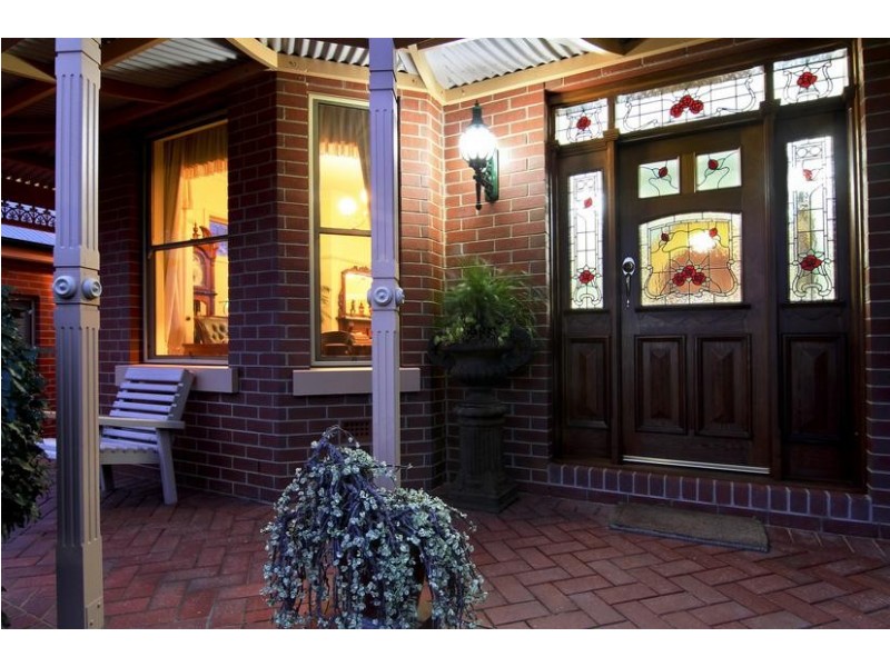 7 Adelle Court, Strathdale VIC 3550
