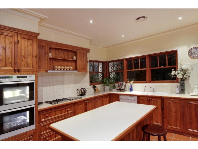 7 Adelle Court, Strathdale VIC 3550
