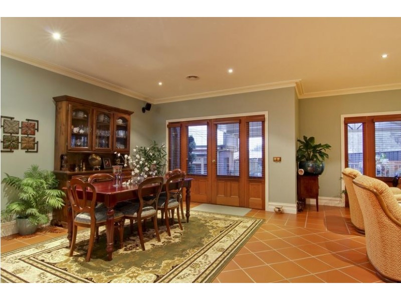 7 Adelle Court, Strathdale VIC 3550