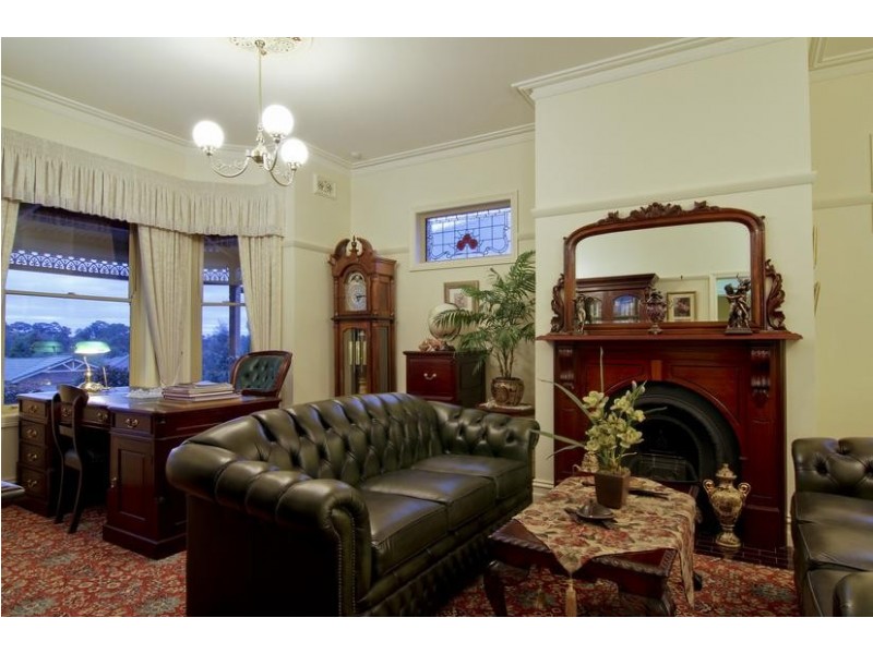 7 Adelle Court, Strathdale VIC 3550