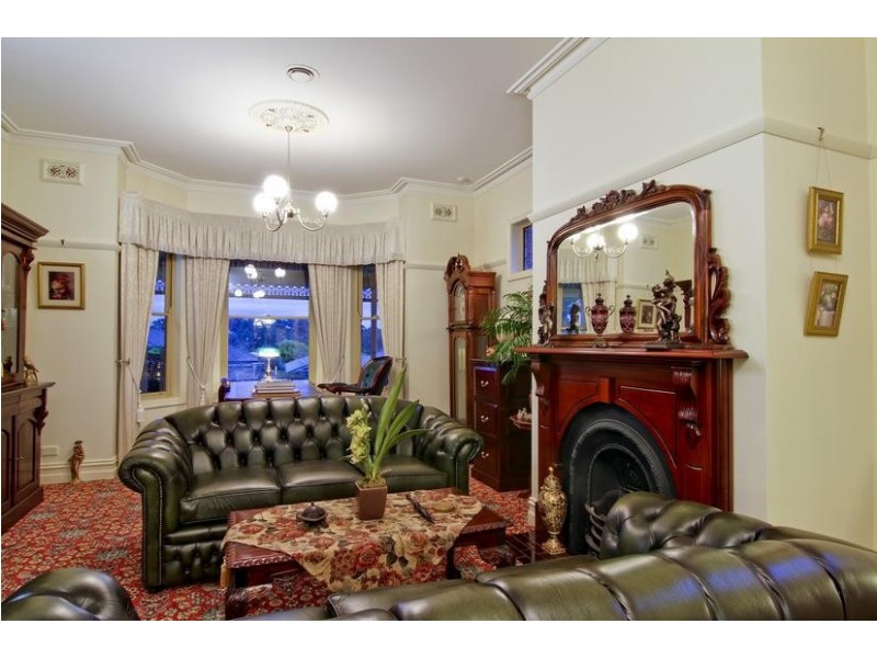 7 Adelle Court, Strathdale VIC 3550