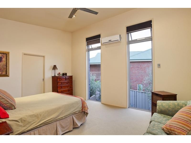 38 Browning Street, Kangaroo Flat VIC 3555