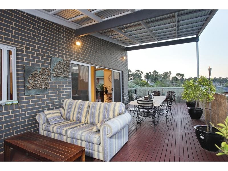 38 Browning Street, Kangaroo Flat VIC 3555