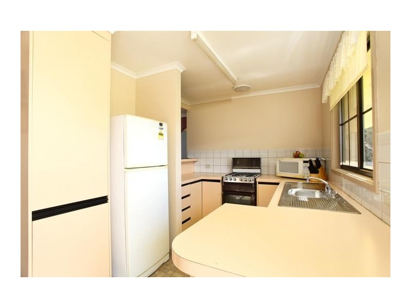 38 Wesley Street, Kangaroo Flat VIC 3555