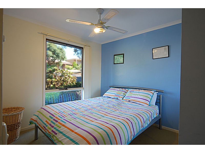 25 Akoonah Drive, Golden Square VIC 3555