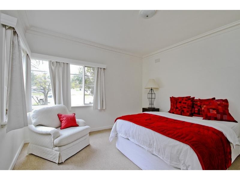 23 Murphy Street, Kennington VIC 3550