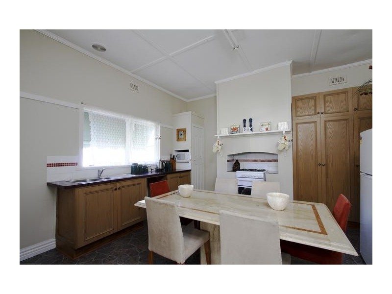 183 High Street, Kangaroo Flat VIC 3555
