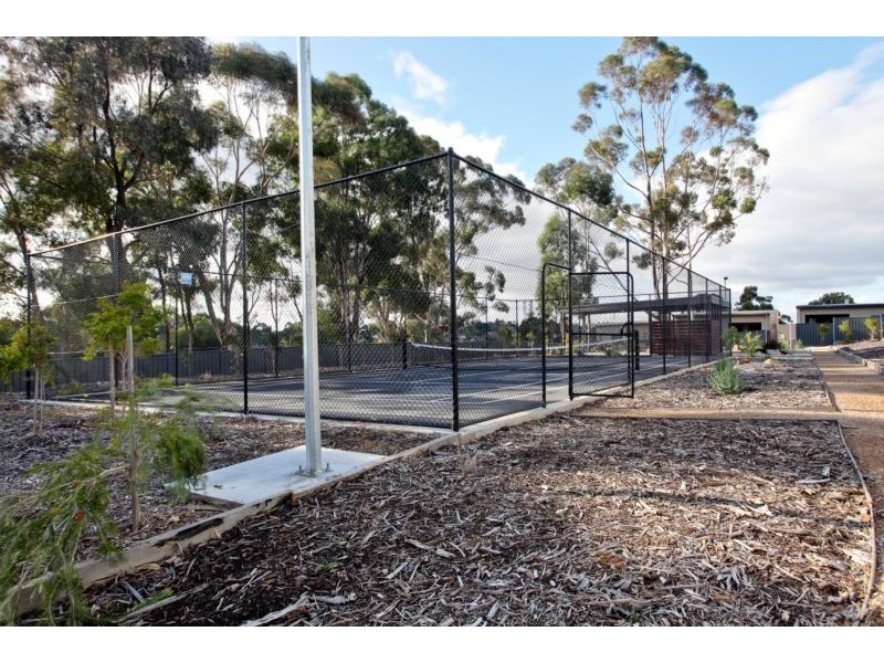 4/18 Delbridge Street, Golden Square VIC 3555