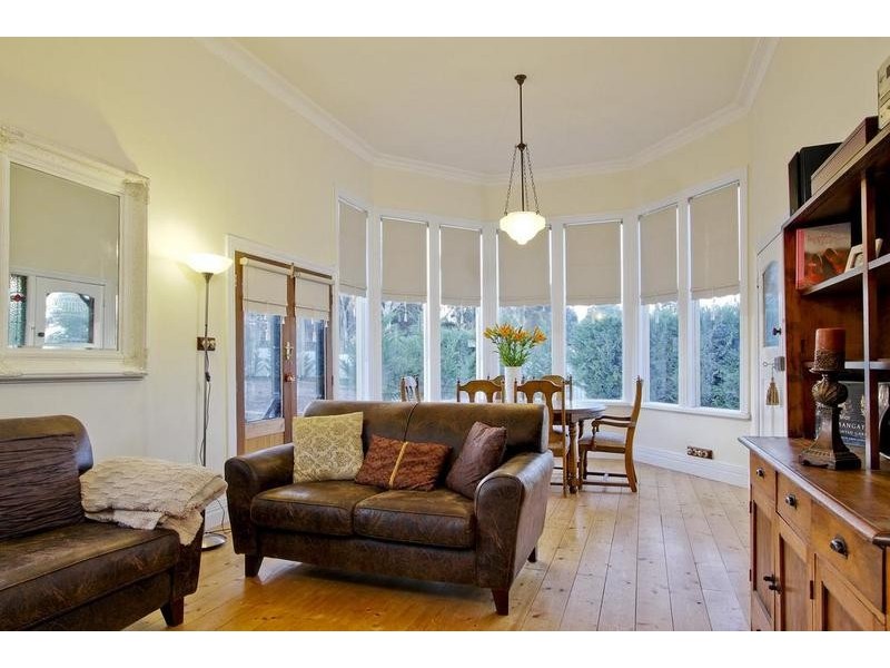 110 St Killian Street, White Hills VIC 3550