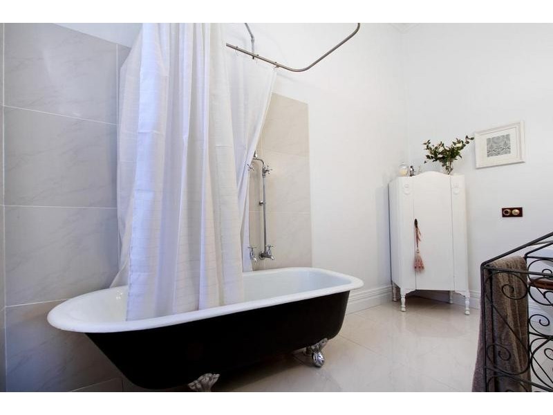 110 St Killian Street, White Hills VIC 3550