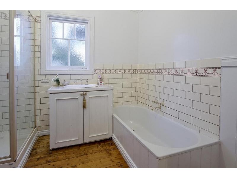 110 St Killian Street, White Hills VIC 3550