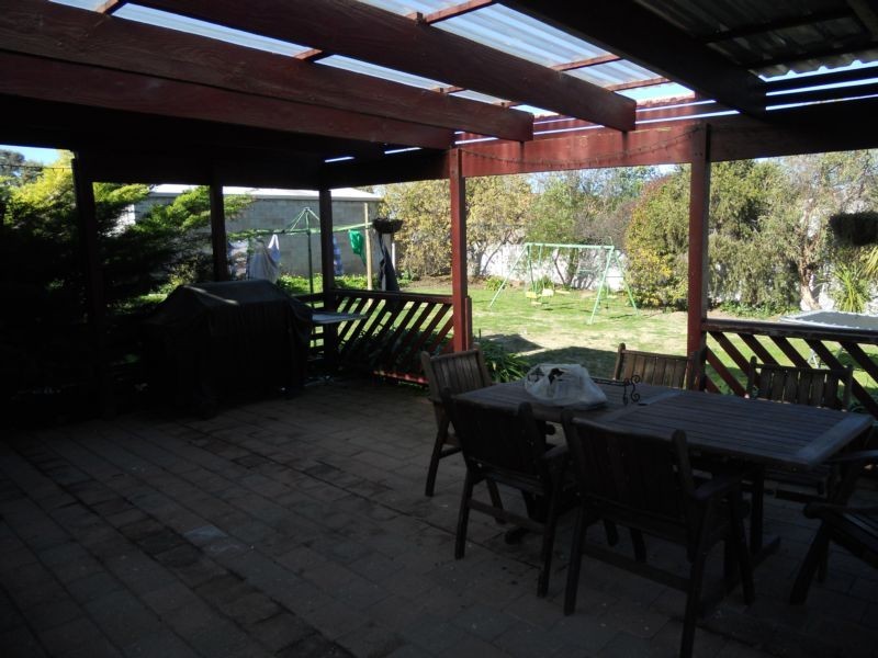 35 Magellan Crescent, Kangaroo Flat VIC 3555