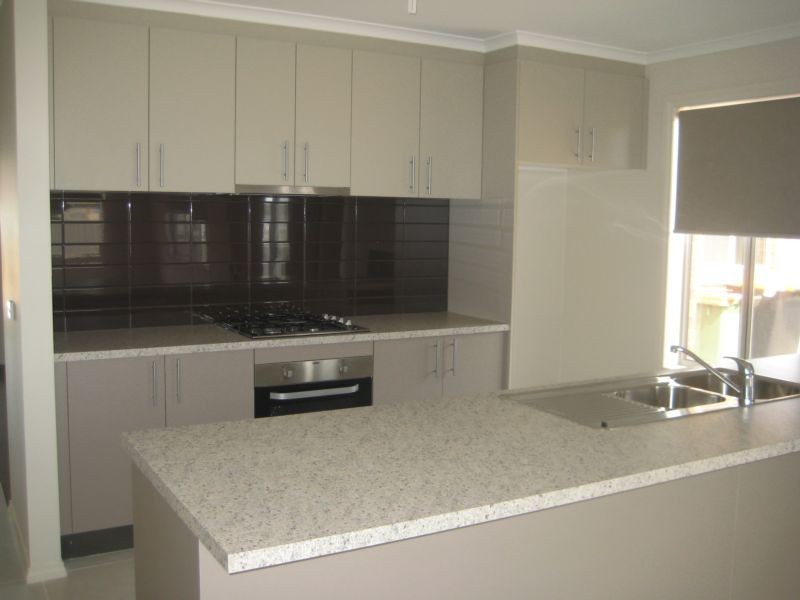 17 Klim Avenue, Kangaroo Flat VIC 3555