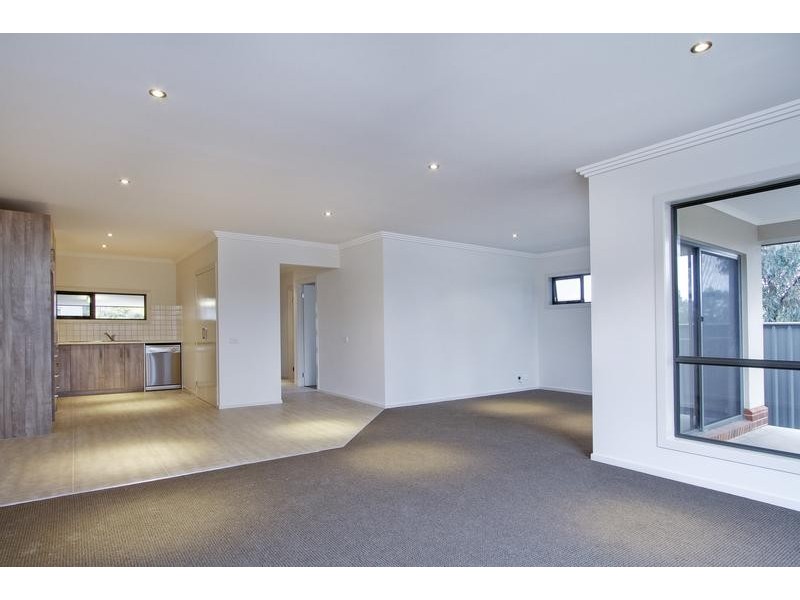 5/18 Delbridge Street, Golden Square VIC 3555