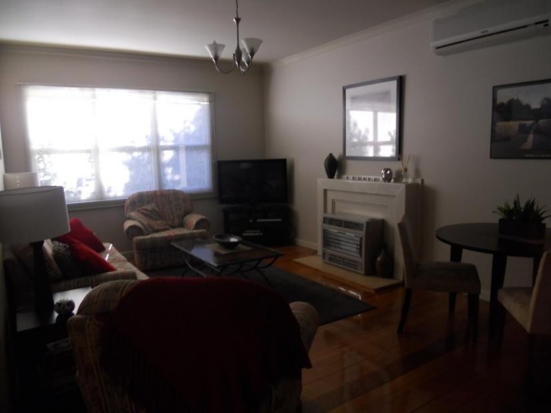 3 Mary Street, Quarry Hill VIC 3550