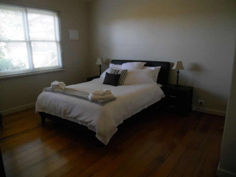 3a Mary Street, Quarry Hill VIC 3550