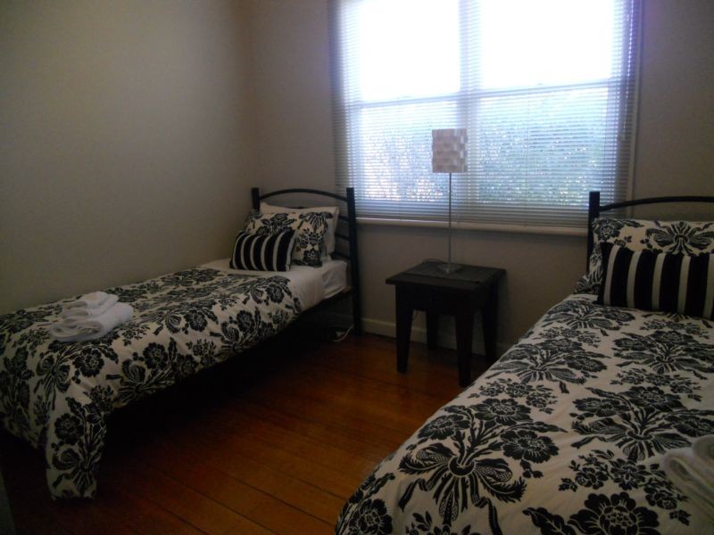 3a Mary Street, Quarry Hill VIC 3550