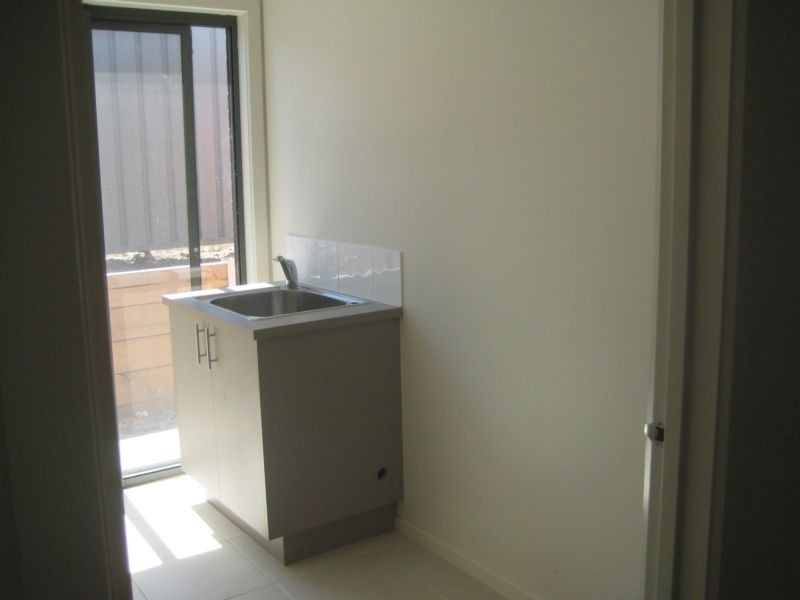 30 Klim Avenue, Kangaroo Flat VIC 3555