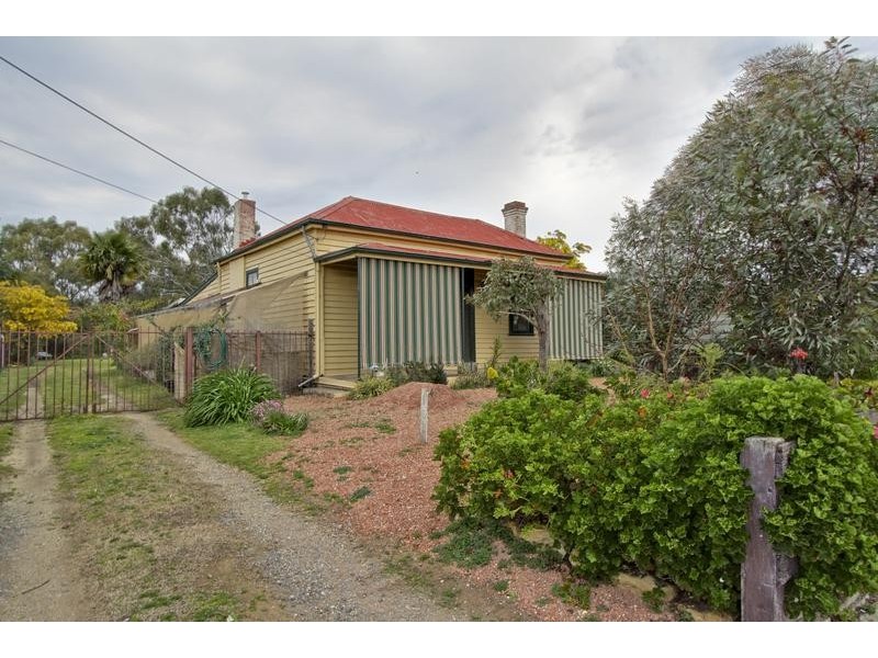 42 Nelson Street, California Gully VIC 3556