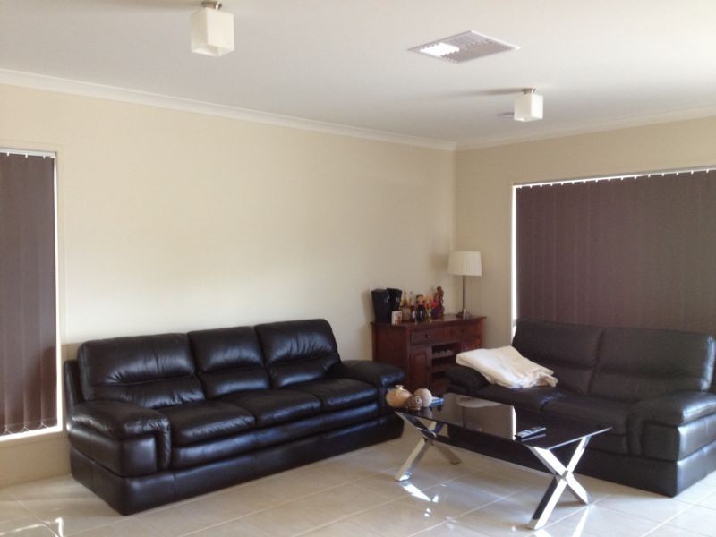 8 Barnett Drive, Kangaroo Flat VIC 3555