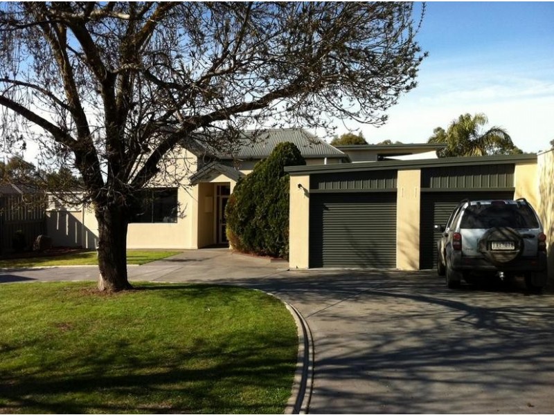 197 Mackenzie Street West, Kangaroo Flat VIC 3555