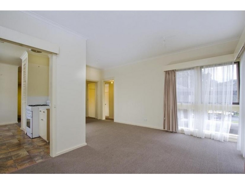 30 Friswell Avenue, Flora Hill VIC 3550