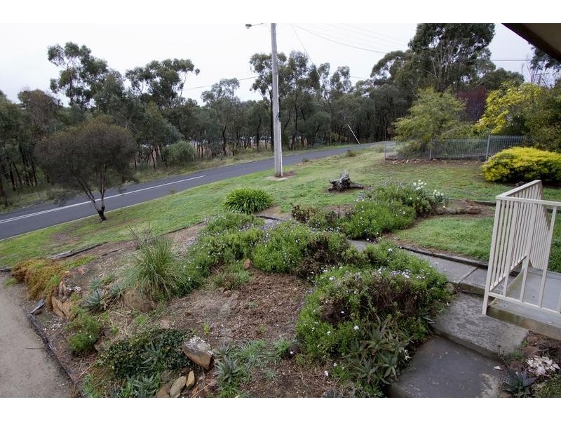 38 Friswell Avenue, Flora Hill VIC 3550