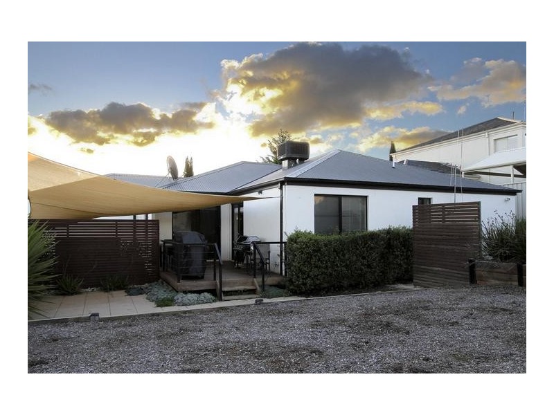 18 Weatherby Drive, Strathdale VIC 3550