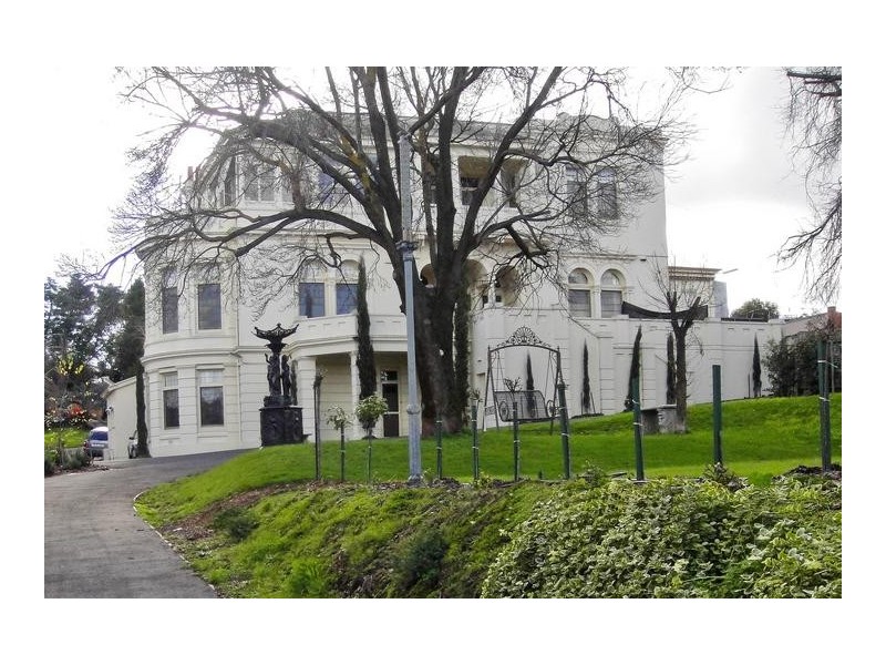 60 Barkly Terrace, Bendigo VIC 3550