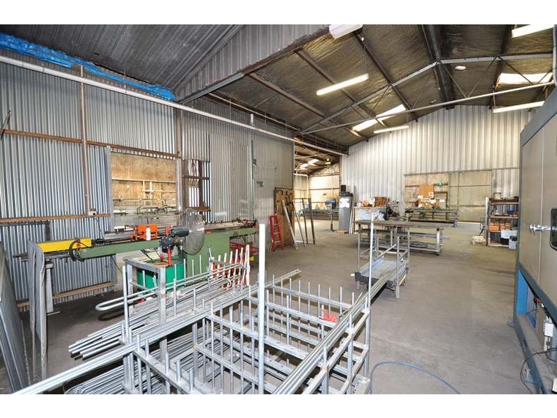 6 – 10 Sullivan Street, Golden Square VIC 3555