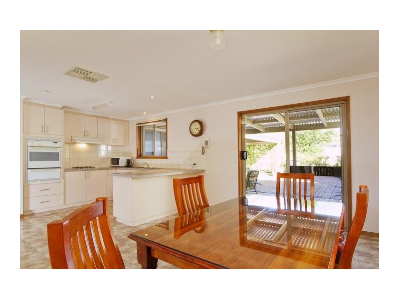 13 Bedford Court, Golden Square VIC 3555