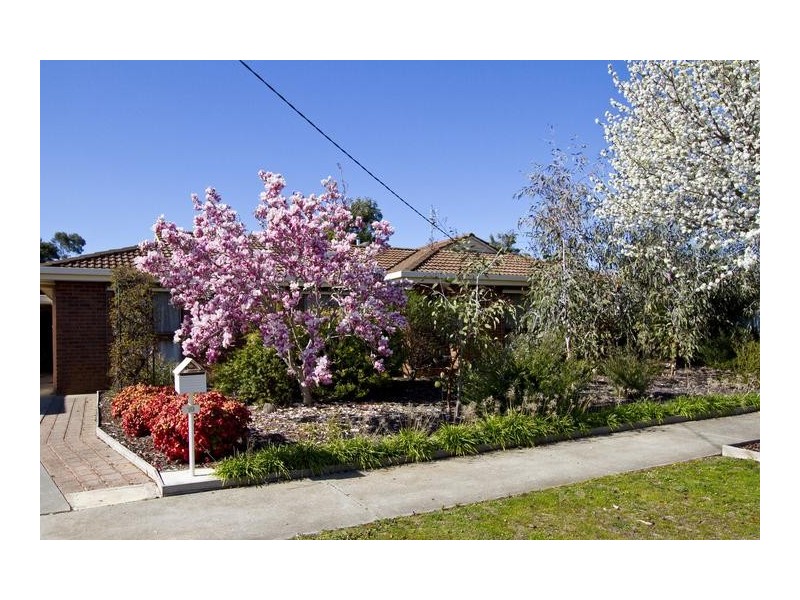 19 Osborn Avenue, Kangaroo Flat VIC 3555