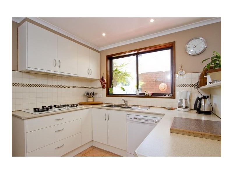 19 Osborn Avenue, Kangaroo Flat VIC 3555