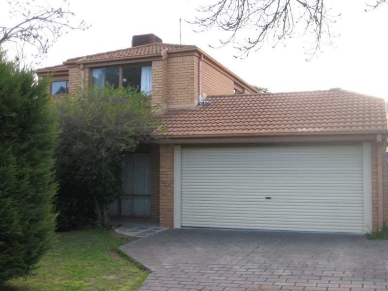 18 Sherwood Drive, Flora Hill VIC 3550
