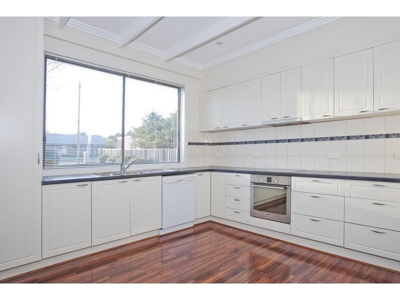 197 Mackenzie Street West, Kangaroo Flat VIC 3555