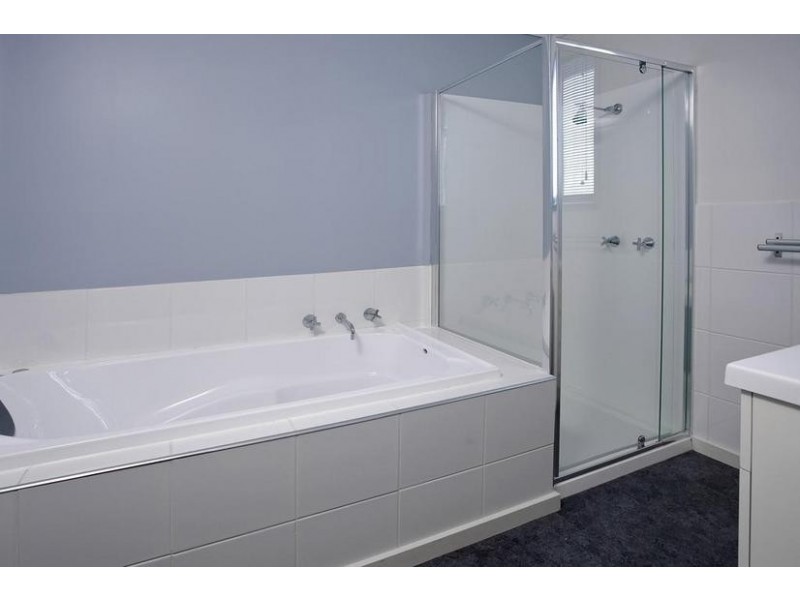 197 Mackenzie Street West, Kangaroo Flat VIC 3555