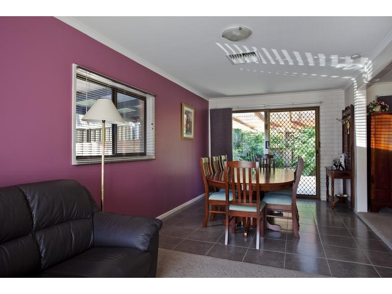 8 Seaton Grove, Golden Square VIC 3555