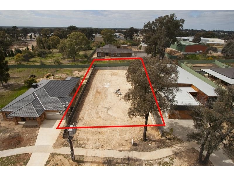 74 Harpin Street, East Bendigo VIC 3550
