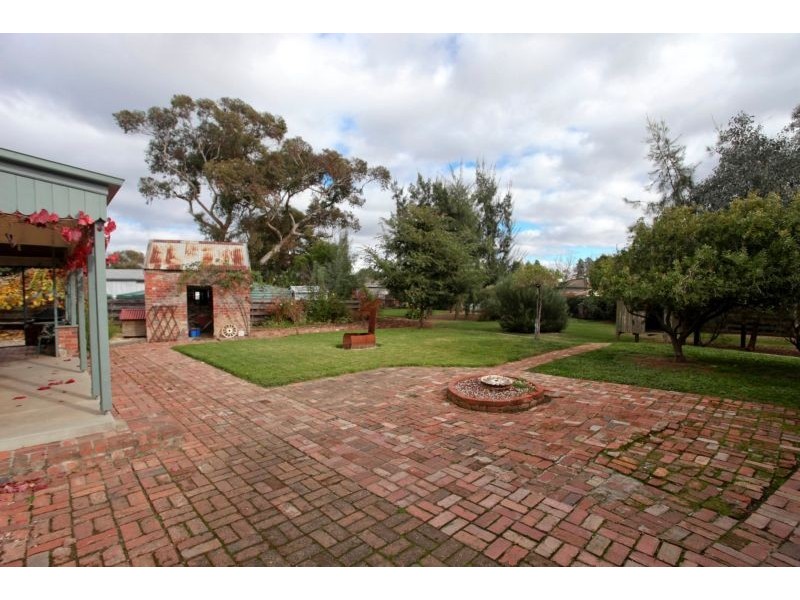 8 Dowding Street, Bendigo VIC 3550