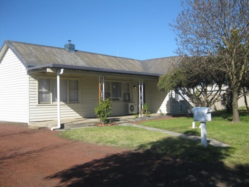 49 Cunneen Street, Long Gully VIC 3550