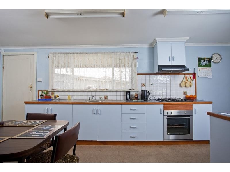 49 Cunneen Street, Long Gully VIC 3550